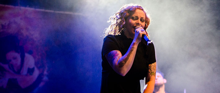 Anneke-van-Giersbergen-Dest